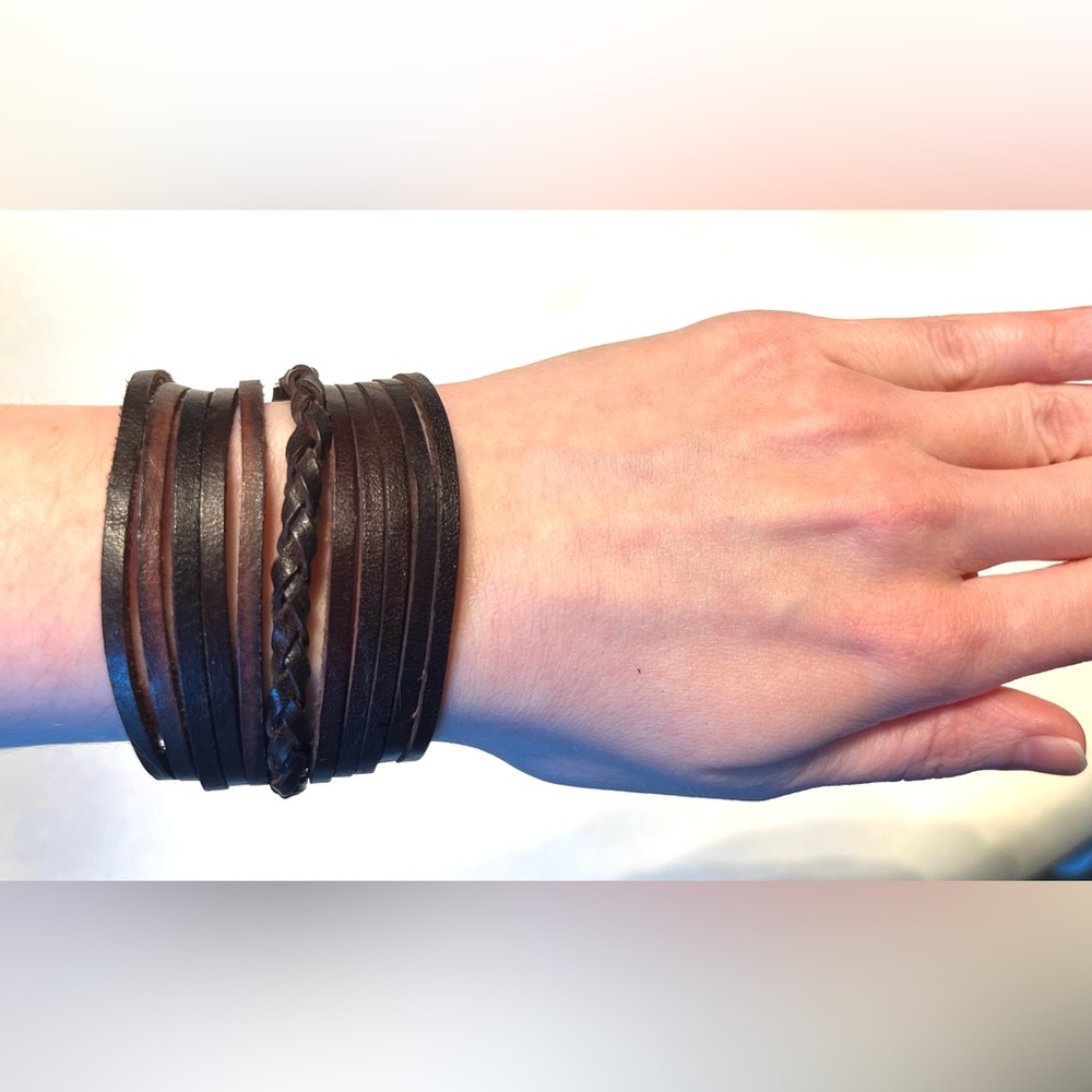 Dark redish brown real Leather Wristband cuff bracelet with adjustable size